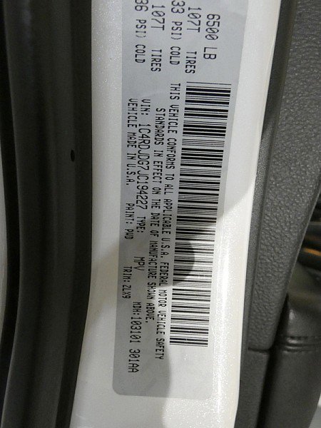 Used 2018 Dodge Durango GT image 29