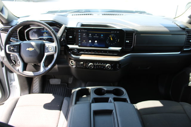 Used 2025 Chevrolet Silverado 2500 LT w/ Safety Package AWD/4WD image 16