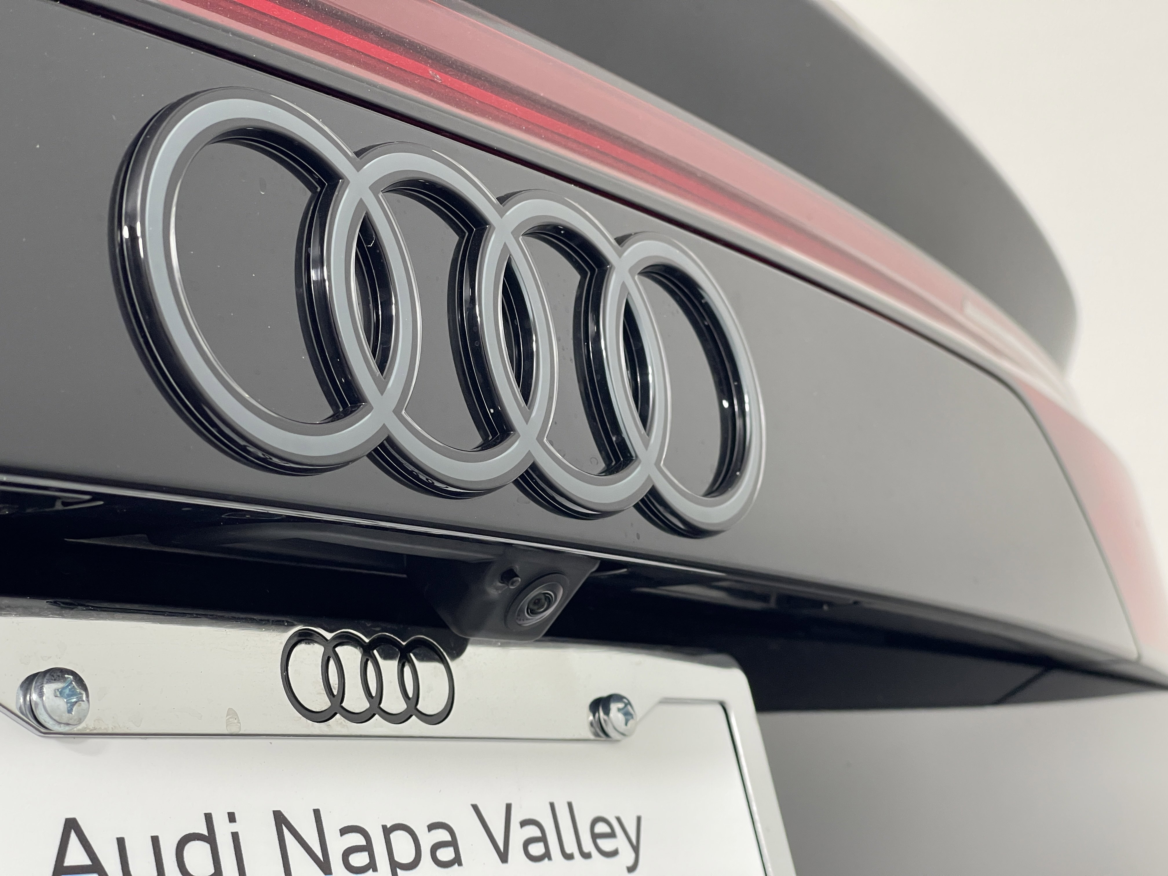New 2025 Audi Q8 Premium Plus image 15