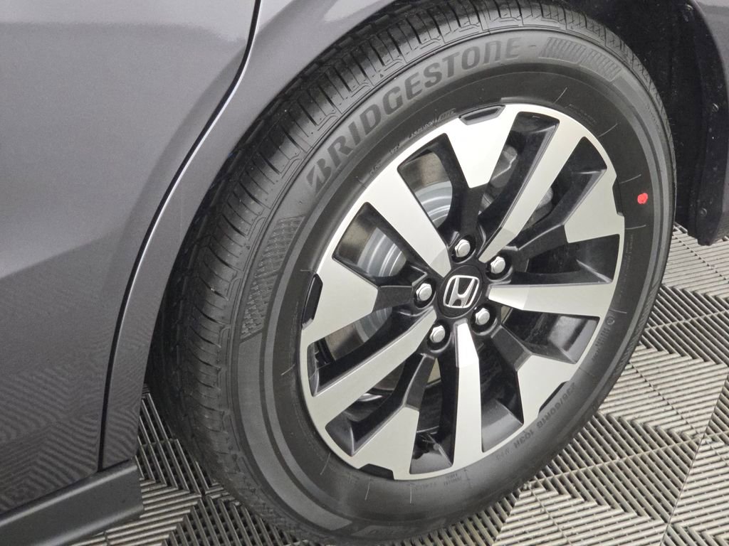 New 2026 Honda Odyssey Touring image 10