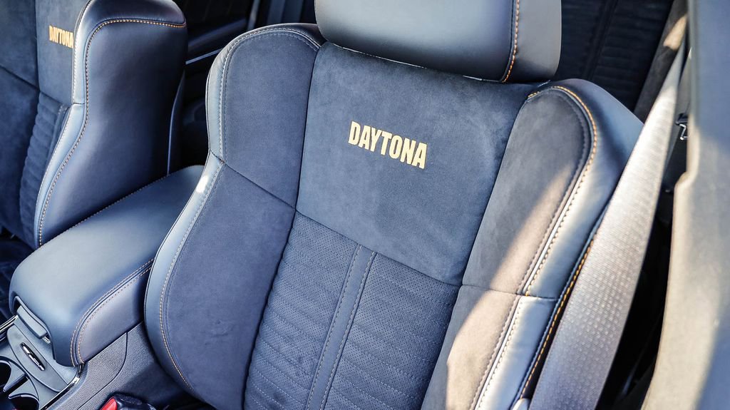 Used 2023 Dodge Charger SRT Hellcat RWD image 30