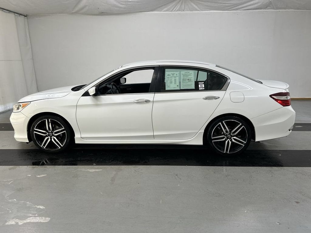 Used 2017 Honda Accord Sport Special Edition image 6