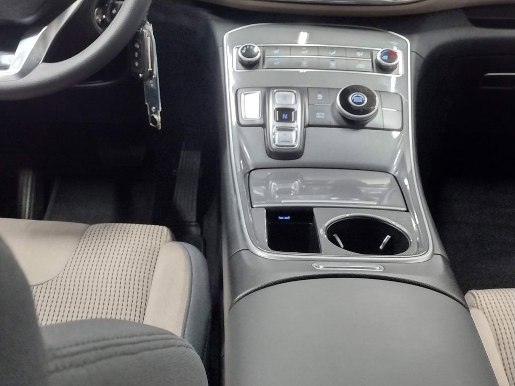 Certified 2023 Hyundai Santa Fe SE image 33
