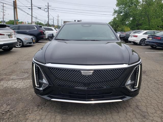 New 2025 Cadillac Lyriq Luxury w/ LPO, Floor Liner Package image 10