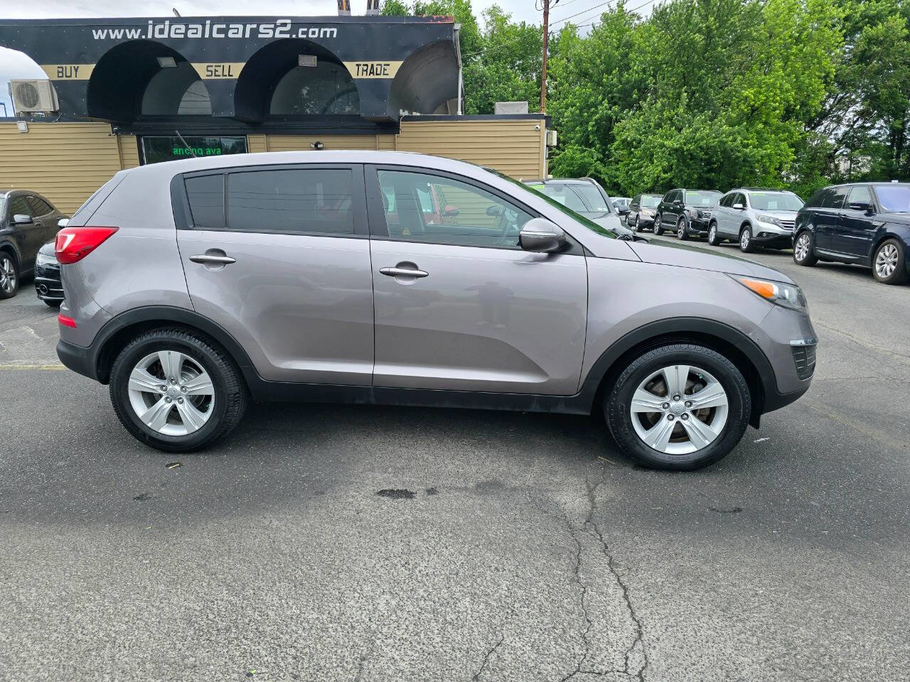 Used 2012 Kia Sportage LX FWD image 2