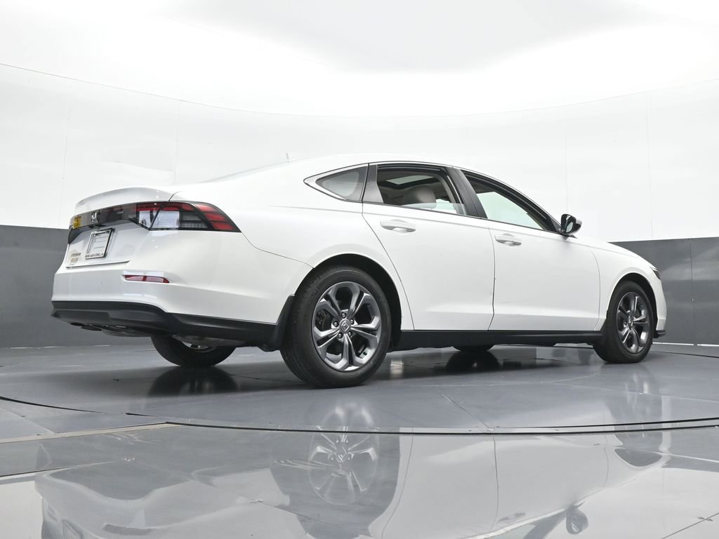 Used 2023 Honda Accord EX image 61