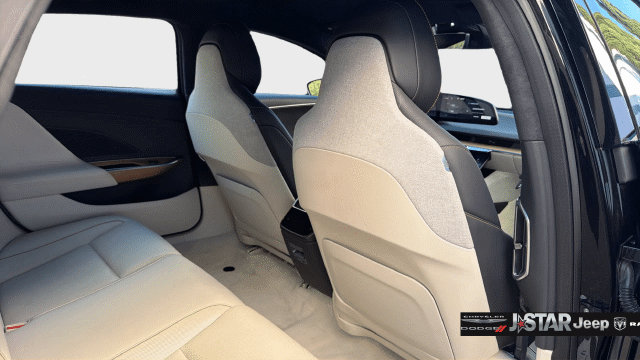 Used 2024 Lucid Air Touring AWD/4WD image 26
