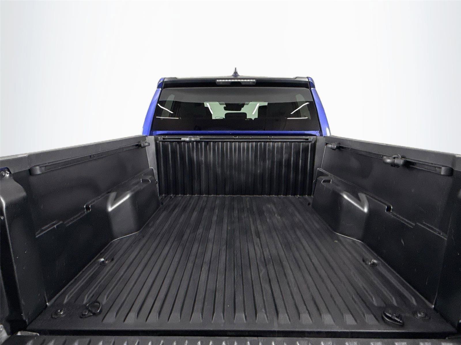 Certified 2024 Toyota Tacoma SR5 AWD/4WD image 36