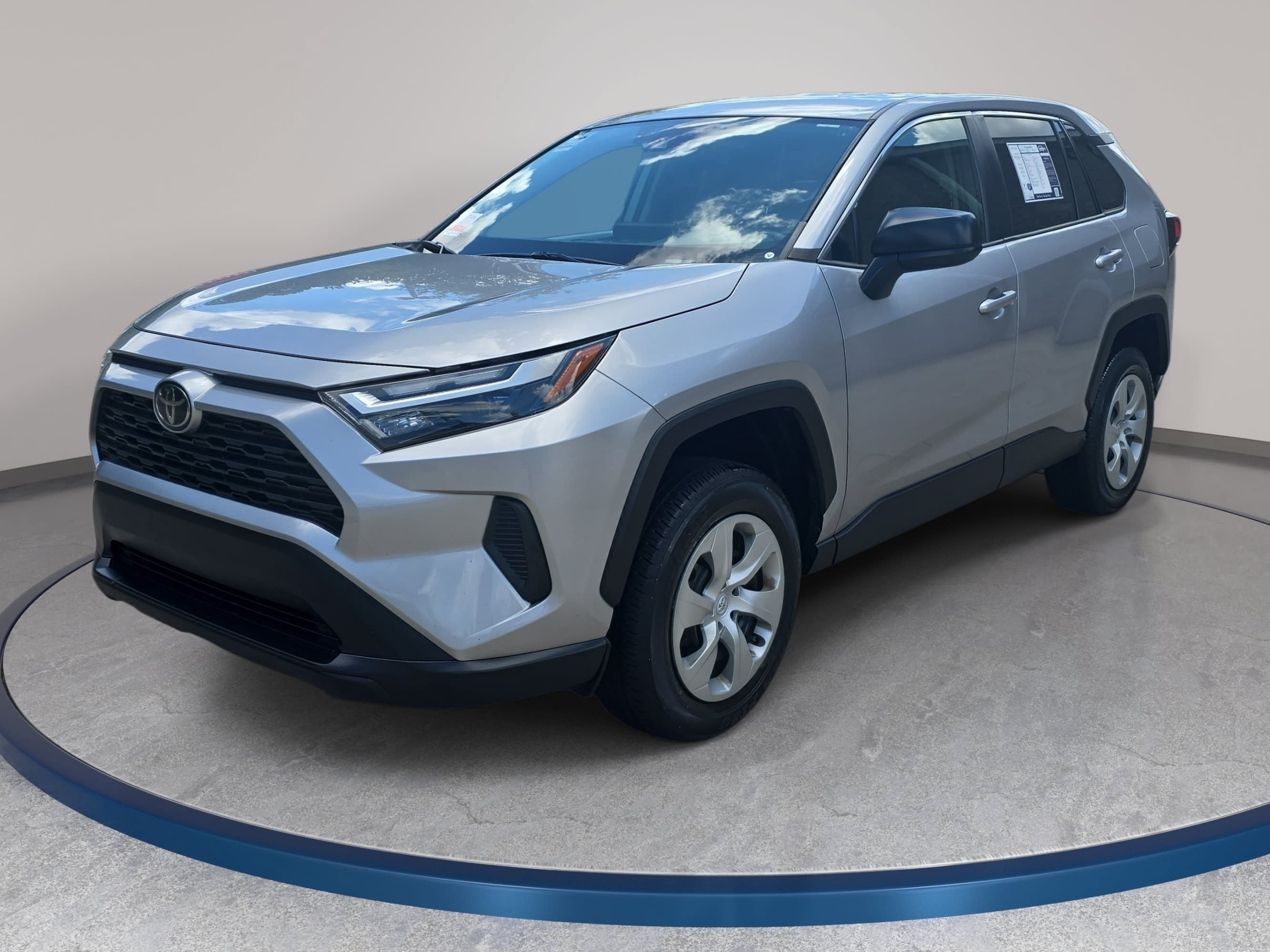 Certified 2023 Toyota RAV4 LE FWD image 1