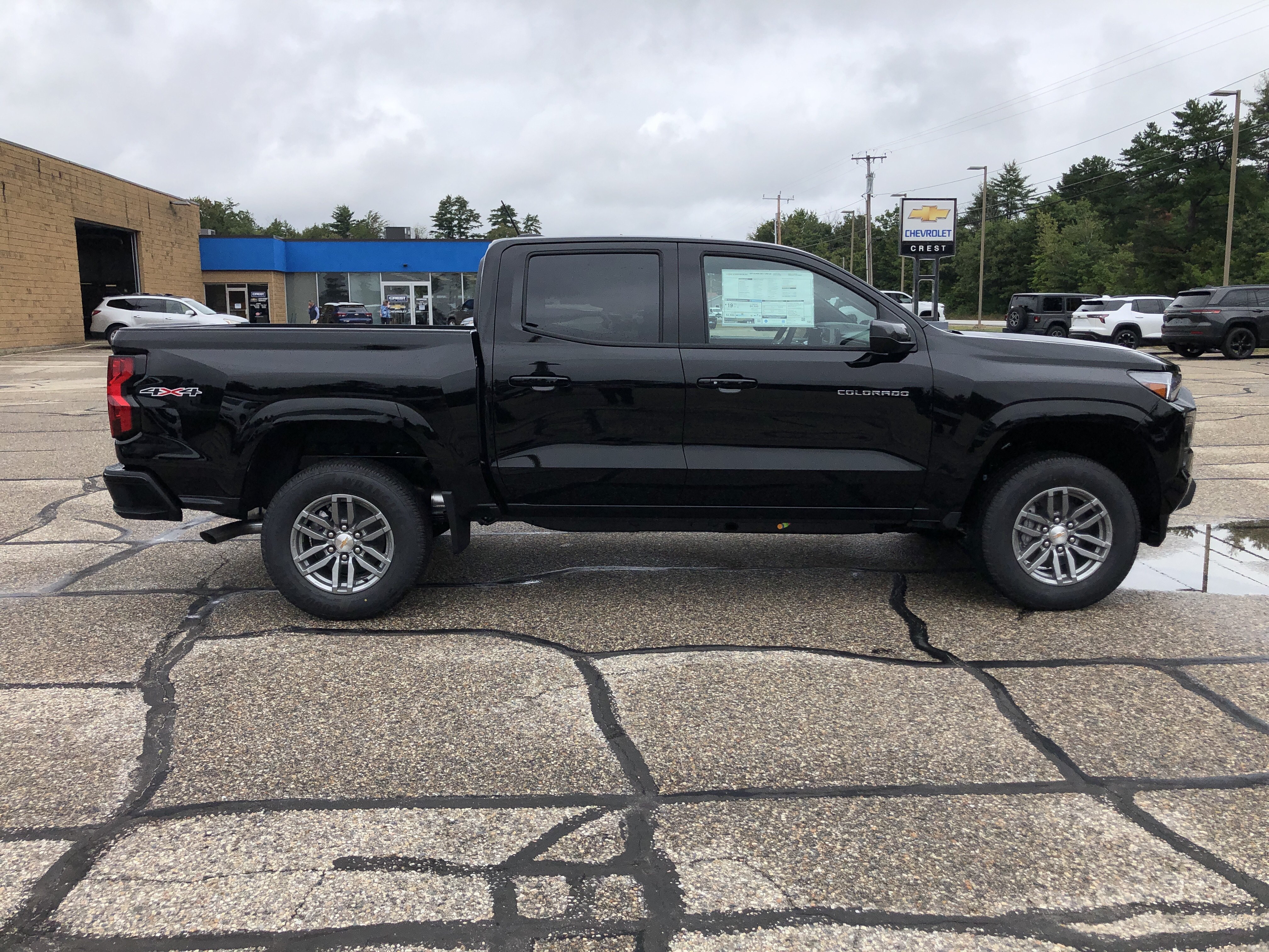 New 2026 Chevrolet Colorado LT AWD/4WD image 2