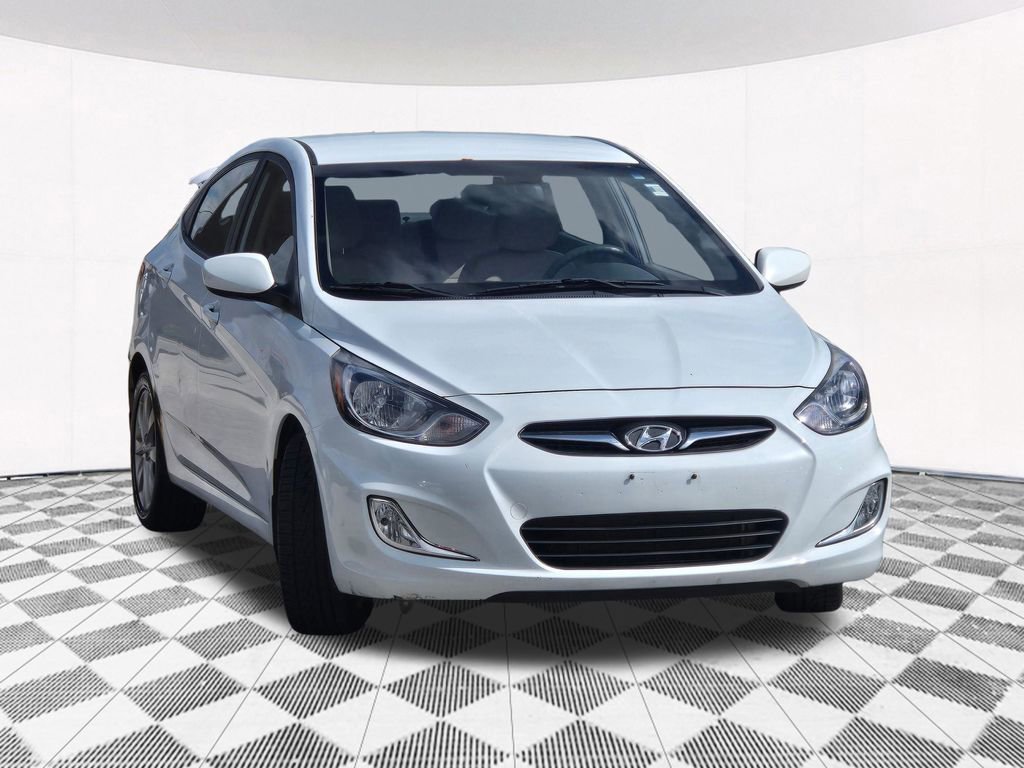 Used 2013 Hyundai Accent GLS w/ Premium Pkg FWD image 6