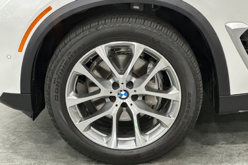 Used 2026 BMW X5 xDrive40i w/ Climate Comfort Package AWD/4WD image 34