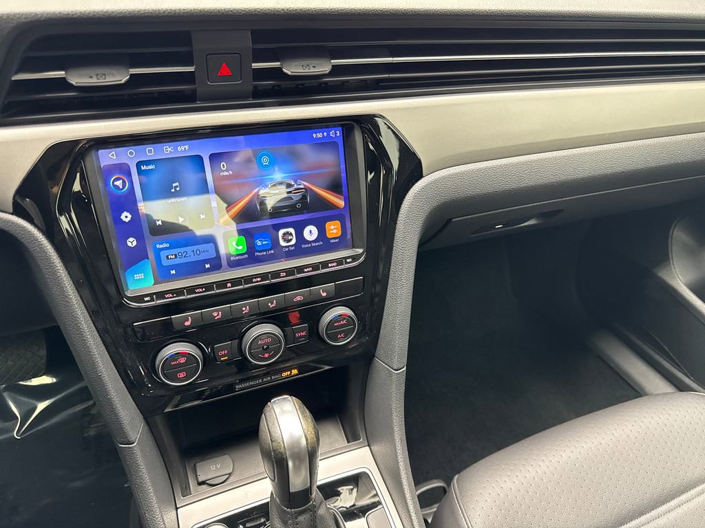 Used 2022 Volkswagen Passat 2.0T SE FWD image 58