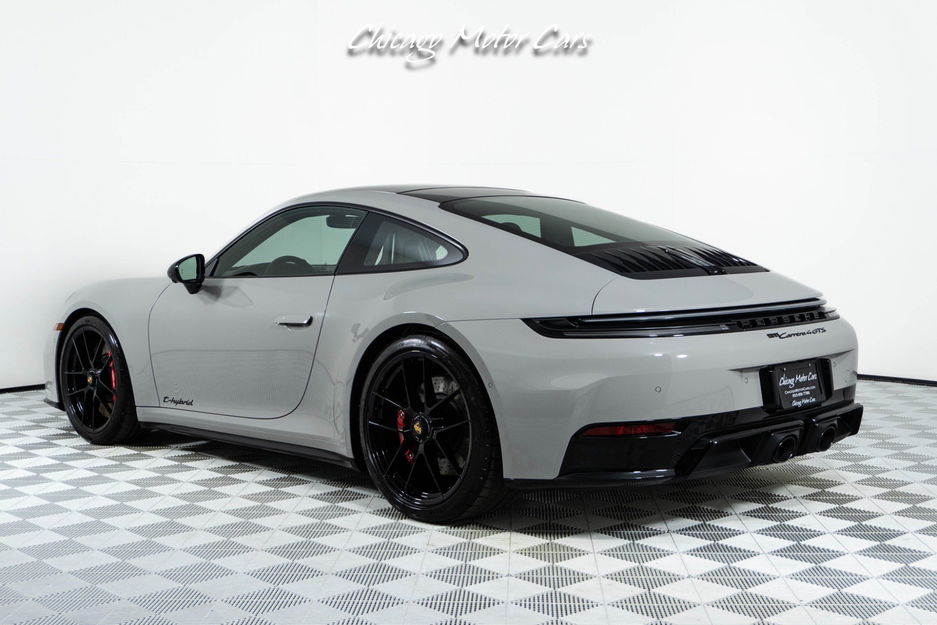 Used 2025 Porsche 911 GTS image 19