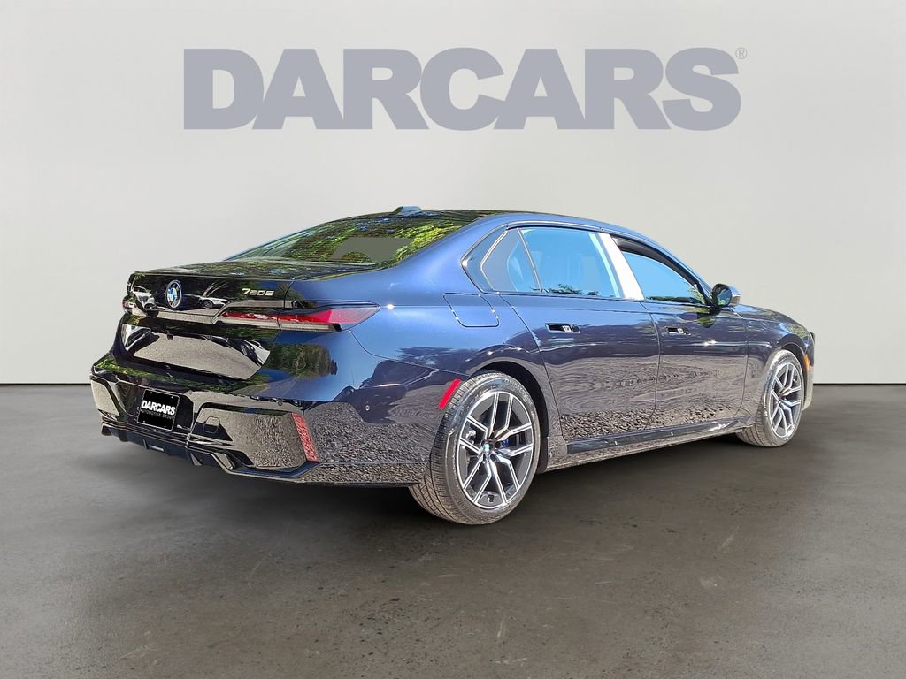 New 2026 BMW 750e xDrive w/ Executive Package AWD/4WD image 4
