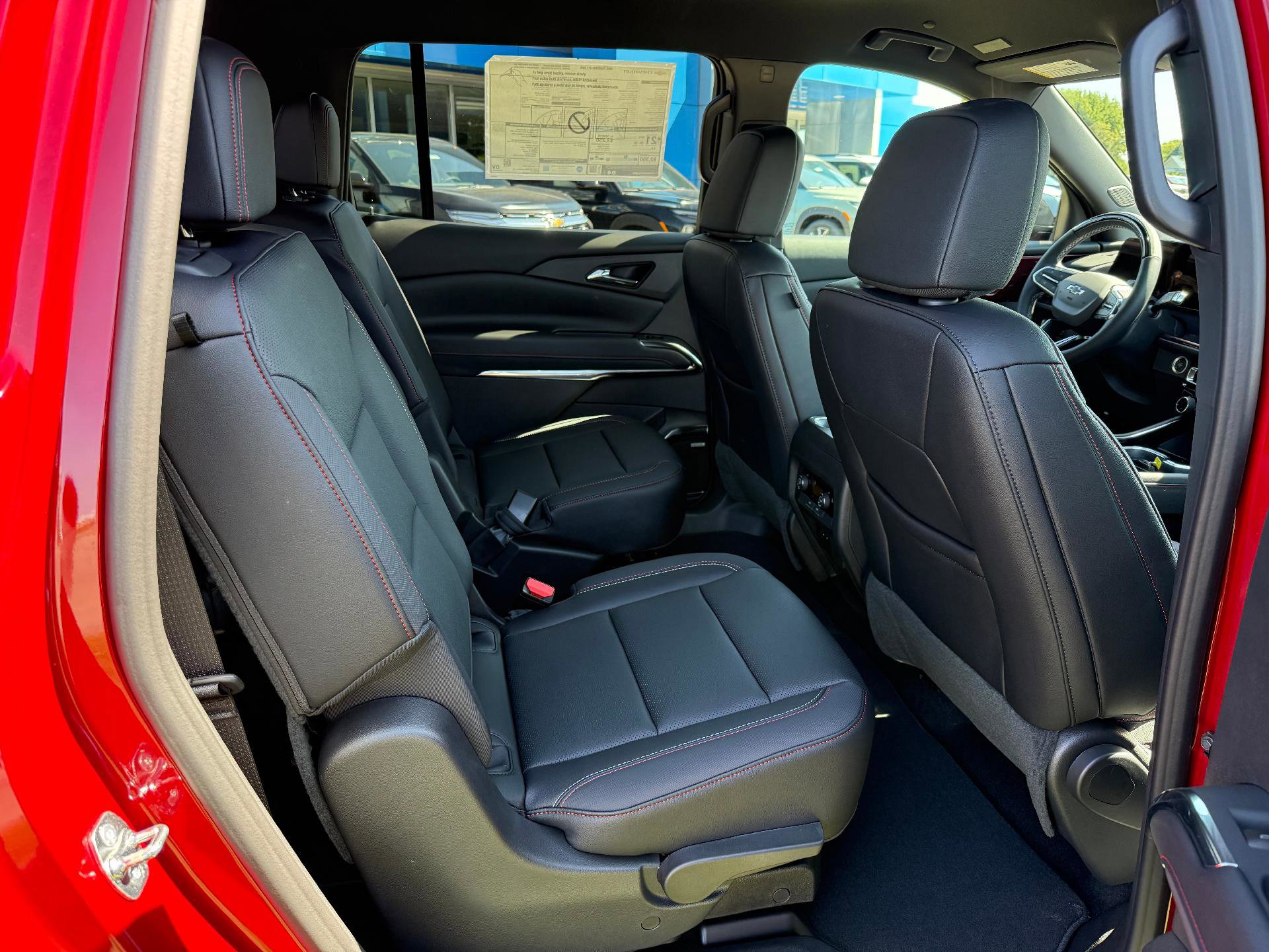 New 2026 Chevrolet Traverse Z71 w/ Enhanced Driving Package image 10