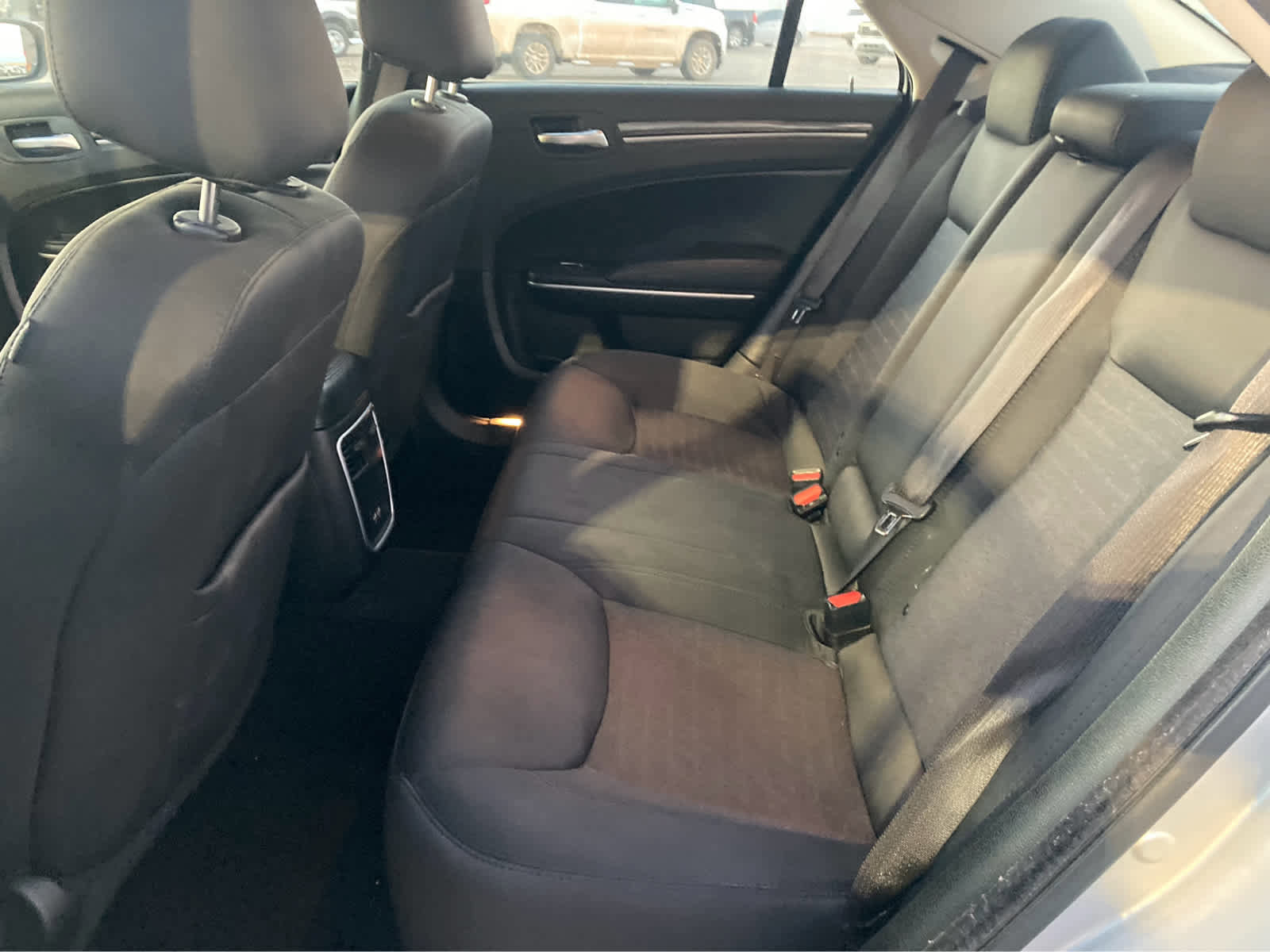 Used 2022 Chrysler 300 Touring w/ Sport Appearance Package image 4