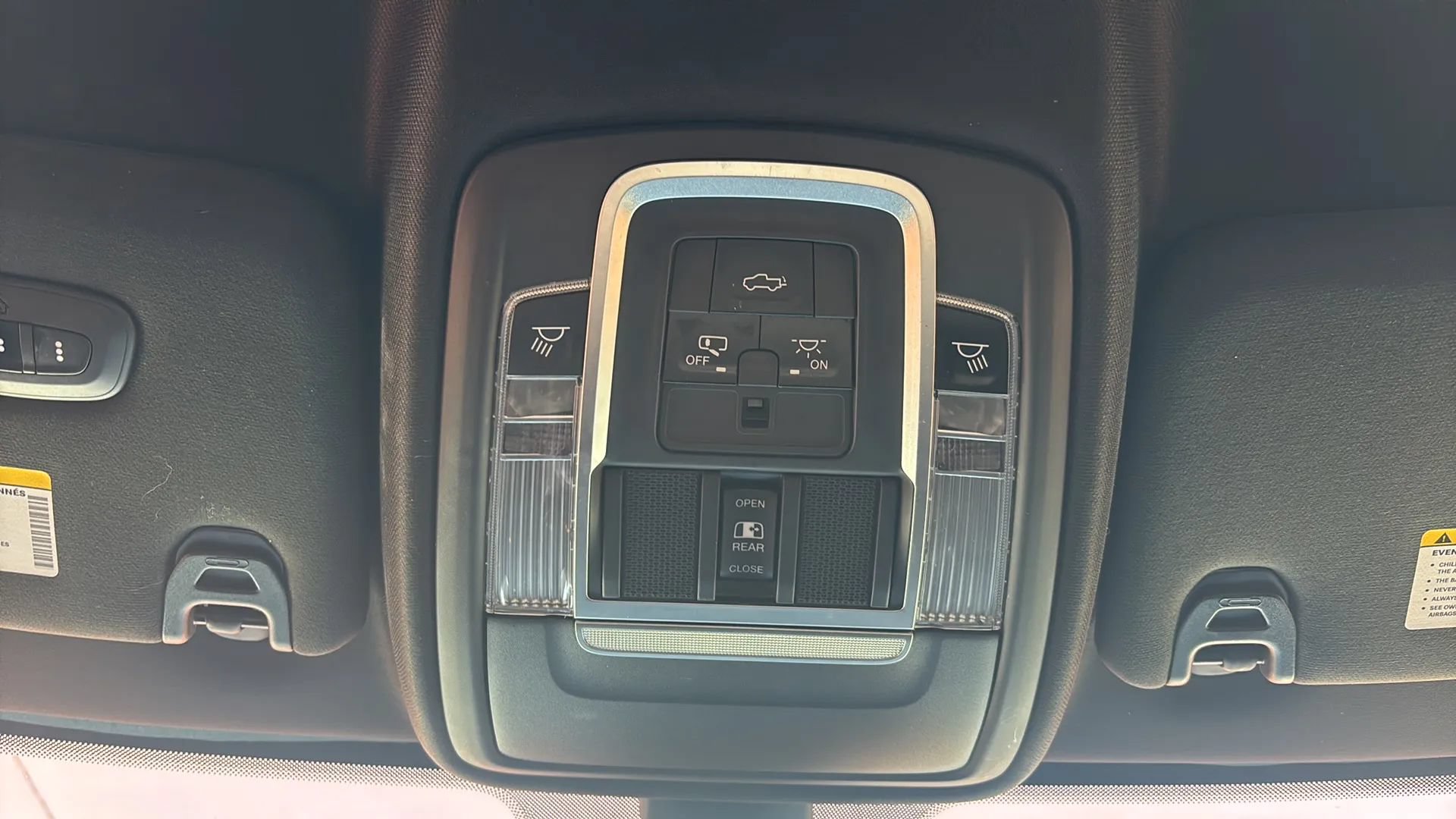 Used 2019 RAM 2500 Laramie AWD/4WD image 29
