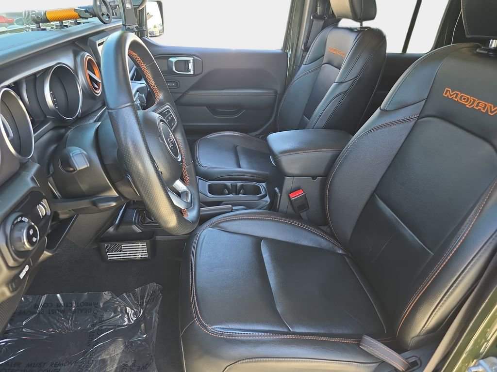 Used 2023 Jeep Gladiator Mojave w/ LED Lighting Group AWD/4WD image 17