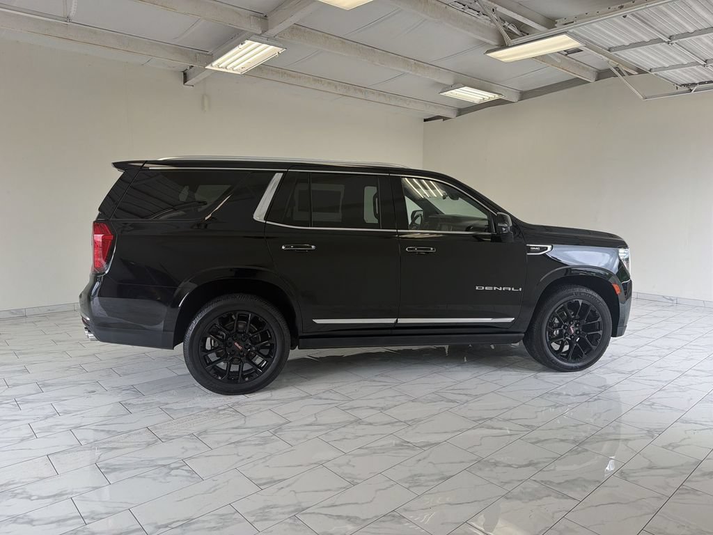 Used 2022 GMC Yukon Denali RWD image 9