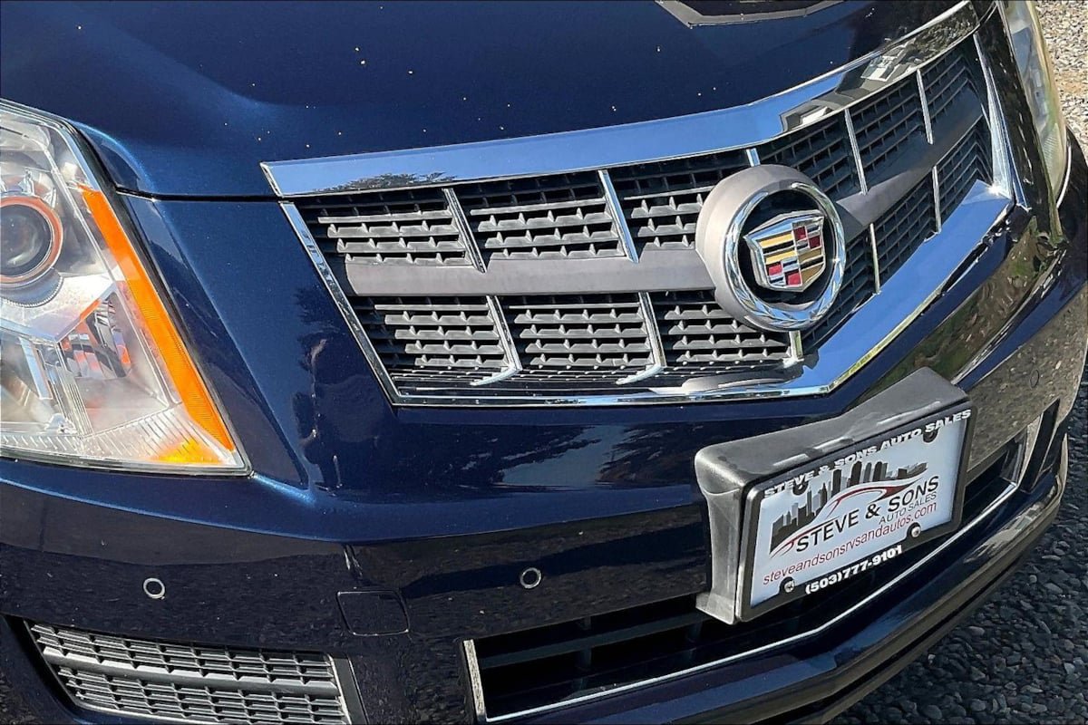 Used 2011 Cadillac SRX Luxury AWD/4WD image 32