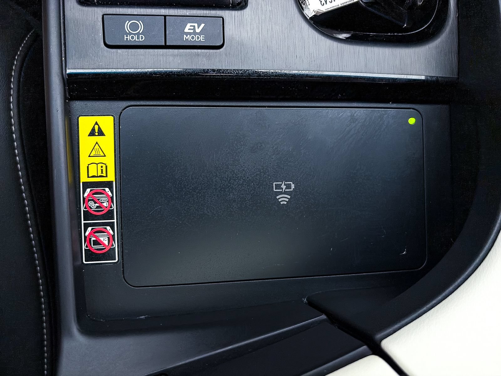 Used 2024 Lexus ES 300h F Sport FWD image 40