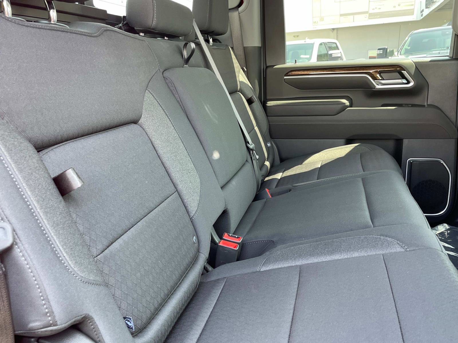 New 2025 GMC Sierra 2500 SLE w/ SLE Value Package; image 25