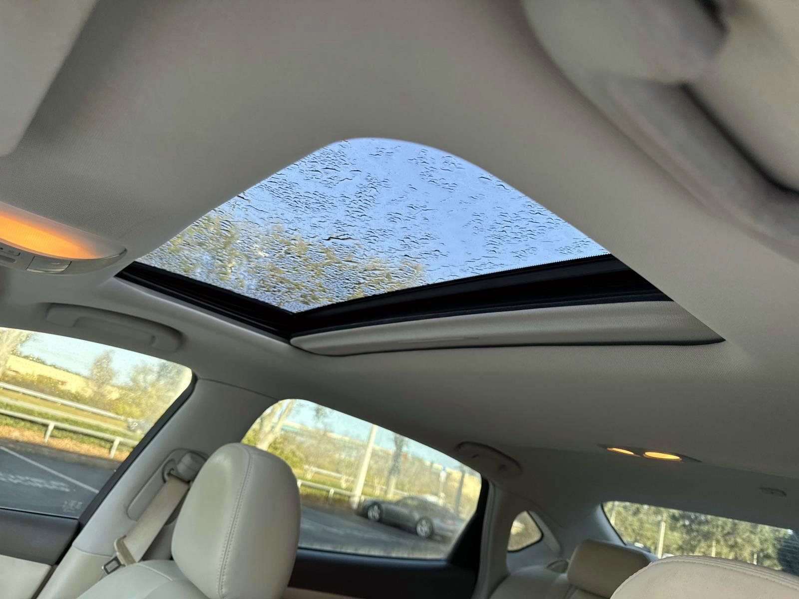 Used 2015 INFINITI Q70 L 3.7 image 28