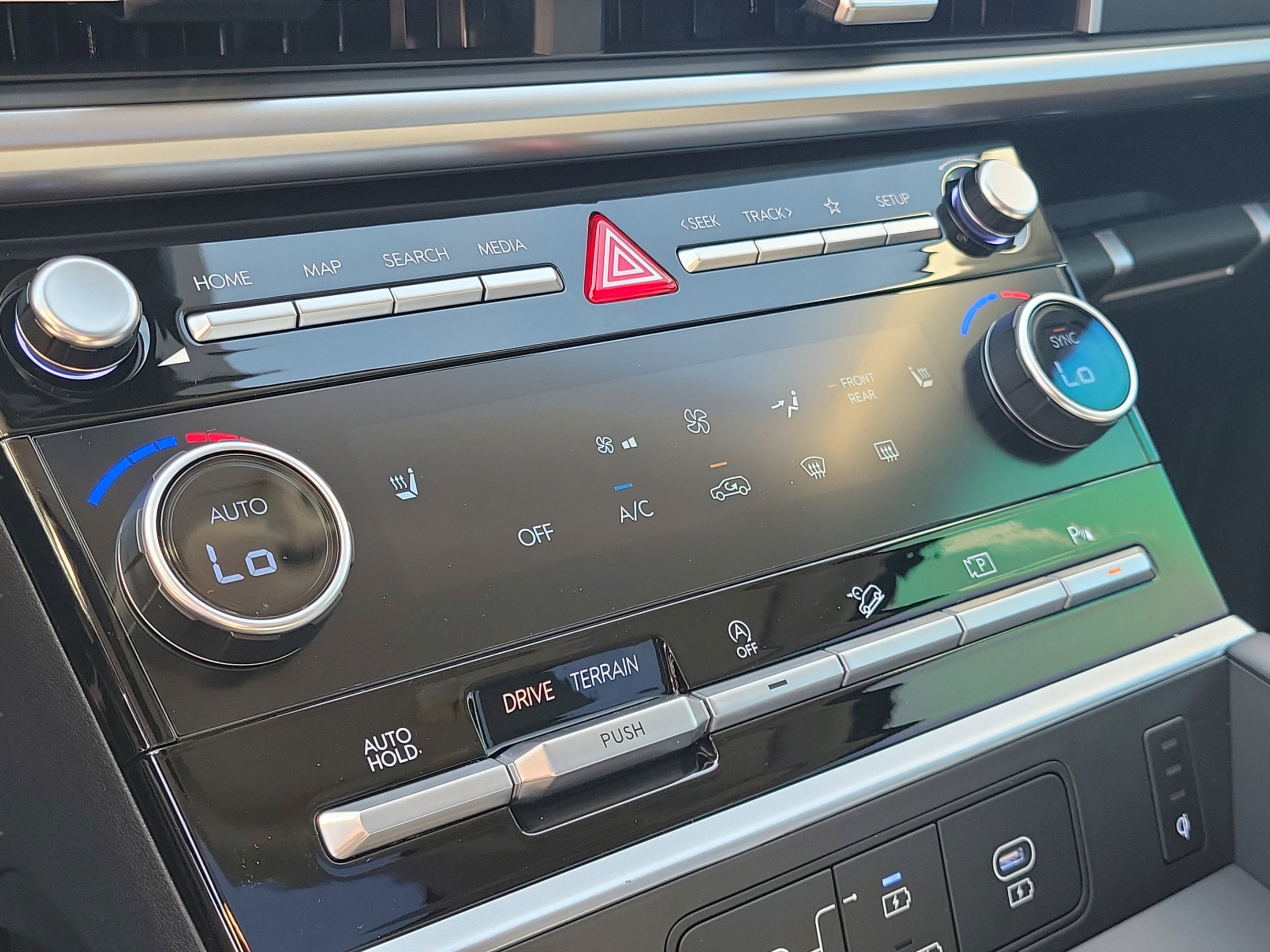 New 2026 Hyundai Santa Fe XRT AWD/4WD image 33