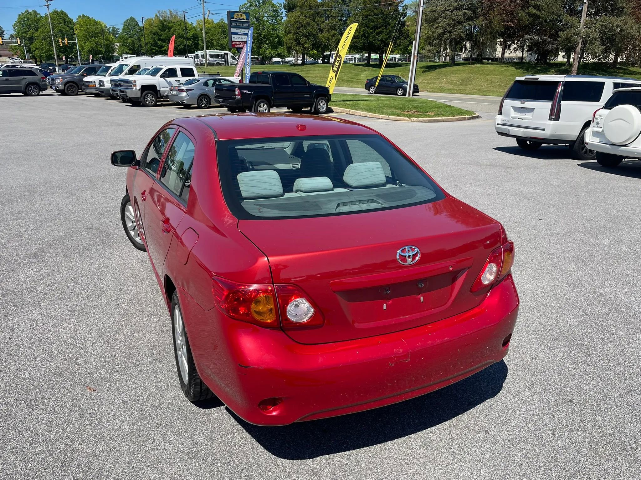 Used 2010 Toyota Corolla LE FWD image 12