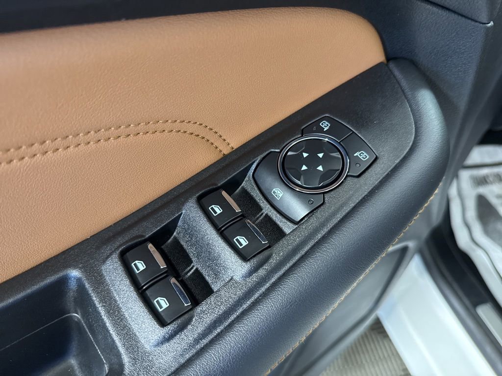 Used 2024 Ford Edge Titanium w/ Titanium Elite Package image 19