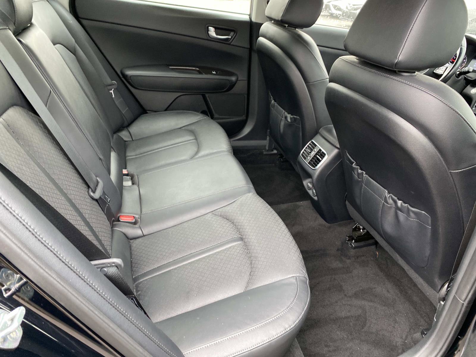 Used 2019 Kia Optima EX image 24