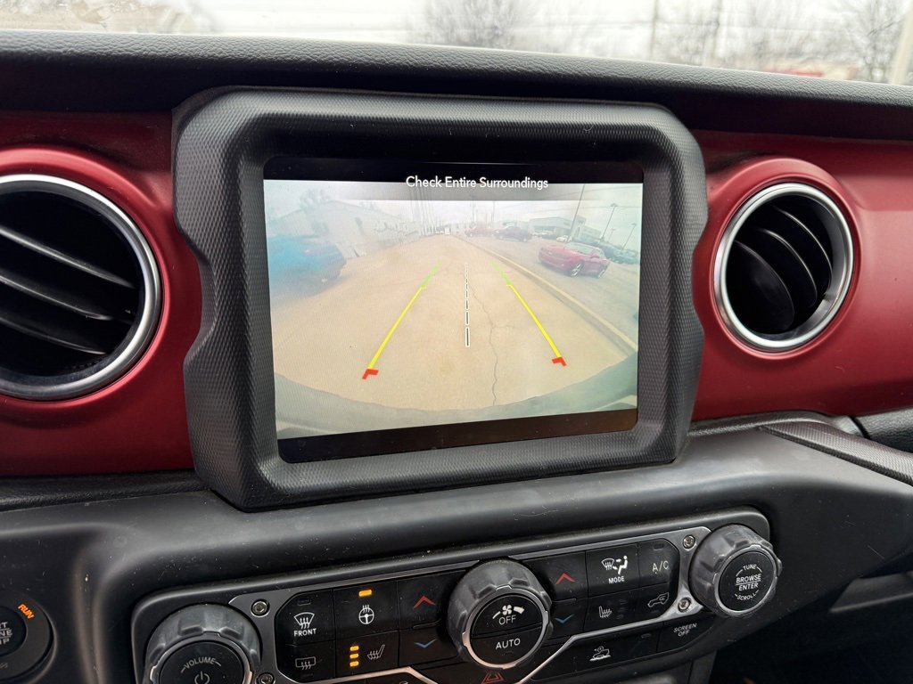 Used 2022 Jeep Wrangler Unlimited Rubicon w/ Cold Weather Group image 22