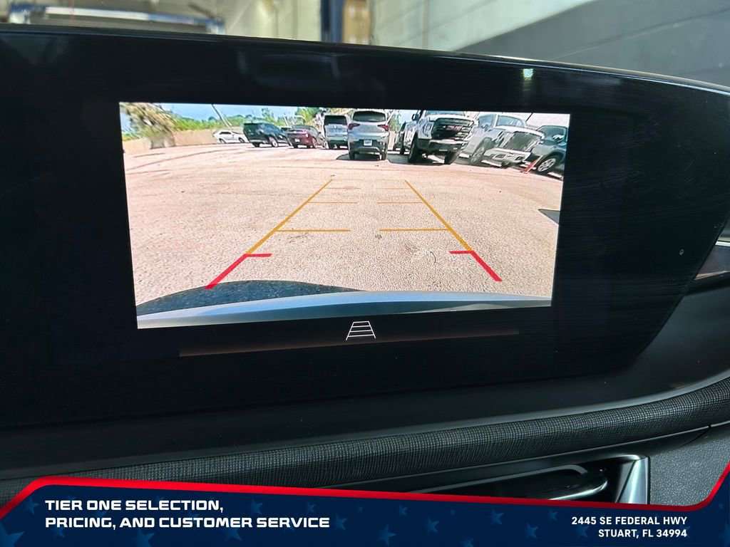 Used 2025 Buick Envista Sport Touring w/ Convenience II Package FWD image 32