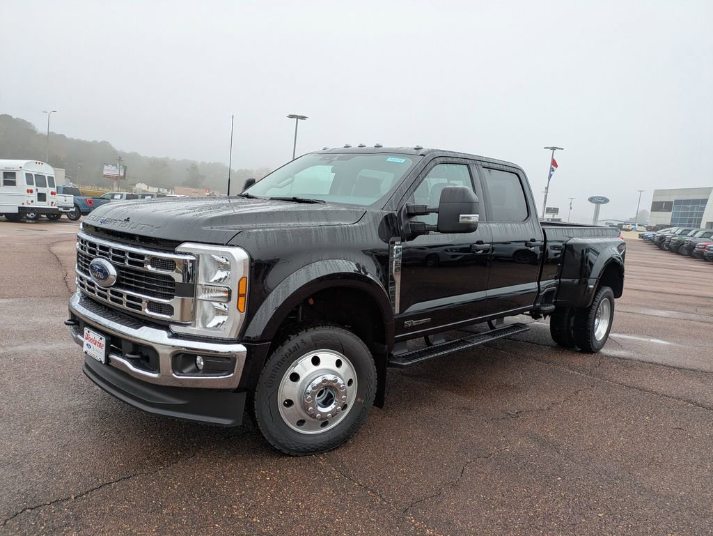 New 2026 Ford F450 XLT image 4