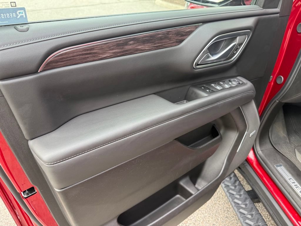 Used 2024 Chevrolet Tahoe Z71 AWD/4WD image 15