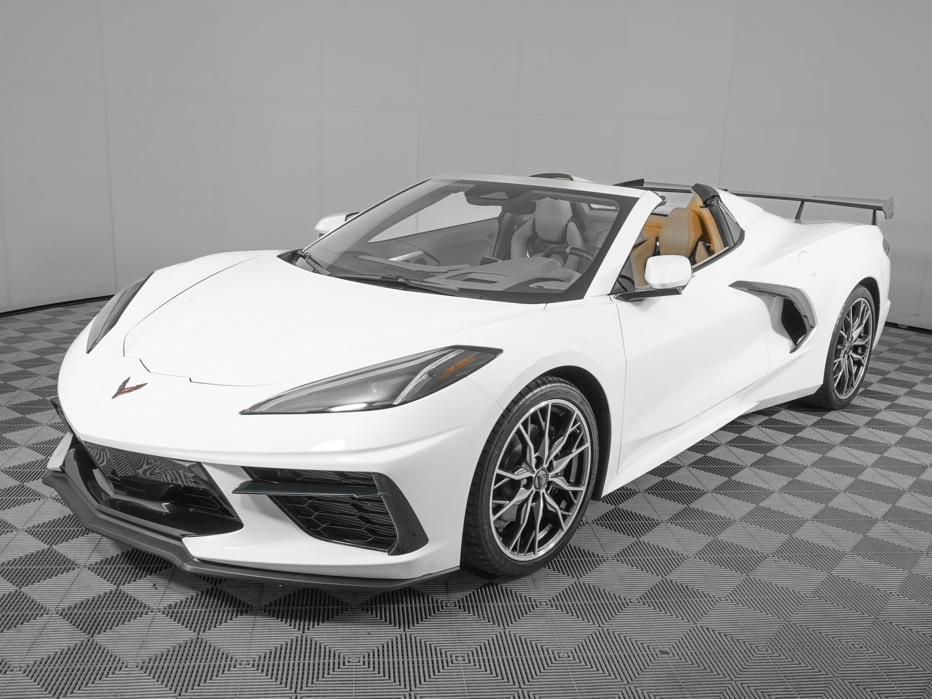 Used 2024 Chevrolet Corvette Stingray Premium Conv w/ 3LT image 11