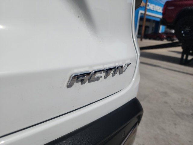 Used 2025 Chevrolet Trax ACTIV w/ Driver Confidence Package FWD image 12