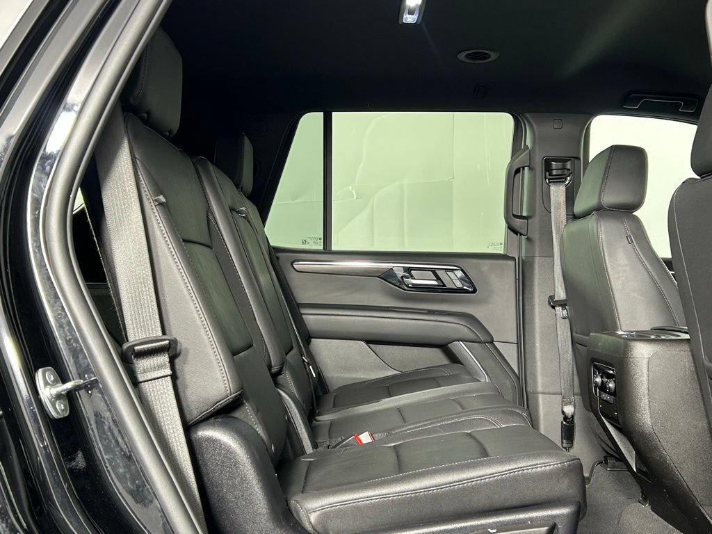 Used 2025 Chevrolet Tahoe LT AWD/4WD image 13