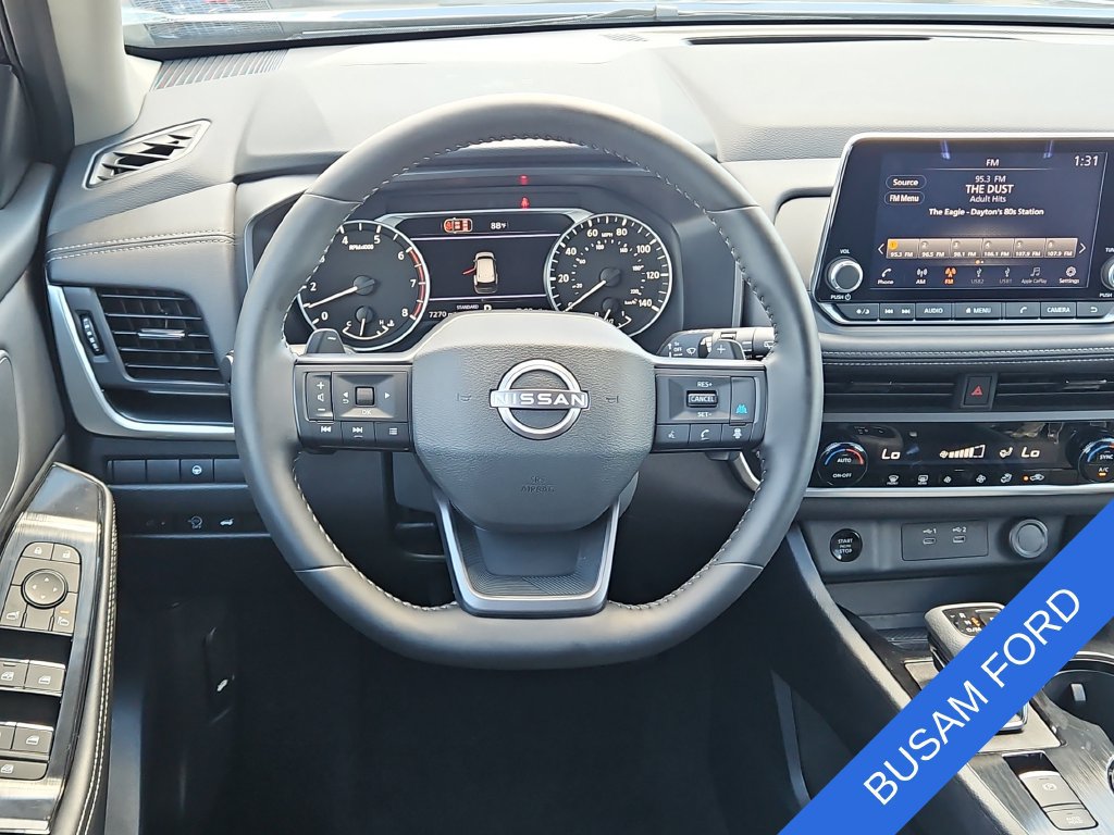 Used 2026 Nissan Rogue SV FWD image 20