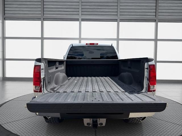 Used 2011 GMC Sierra 2500 SLE w/ SLE Preferred Package AWD/4WD image 18