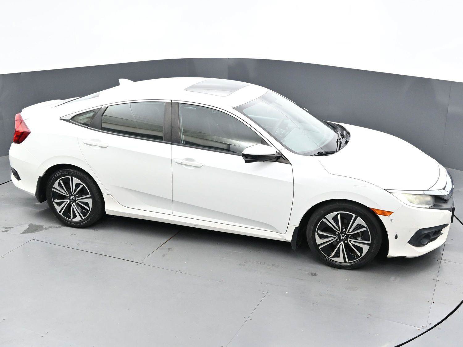 Used 2016 Honda Civic EX-T image 30