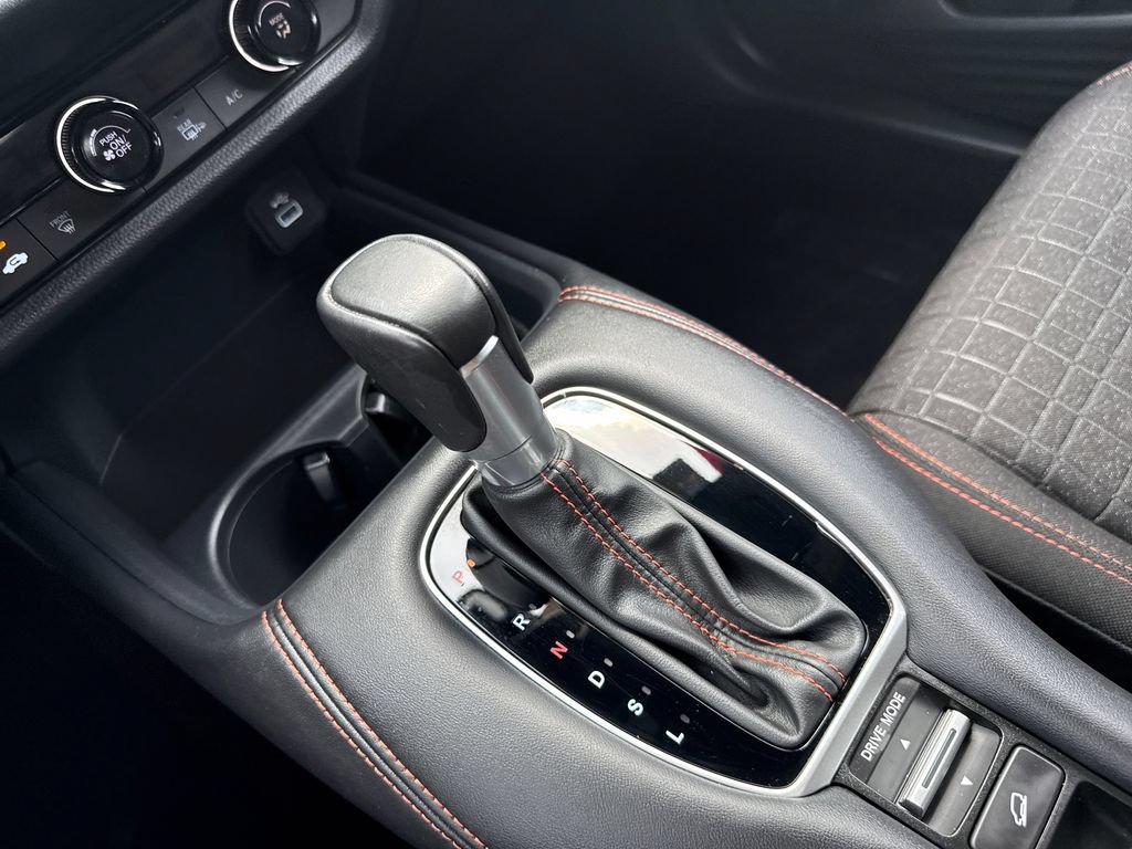 Certified 2025 Honda HR-V Sport image 29