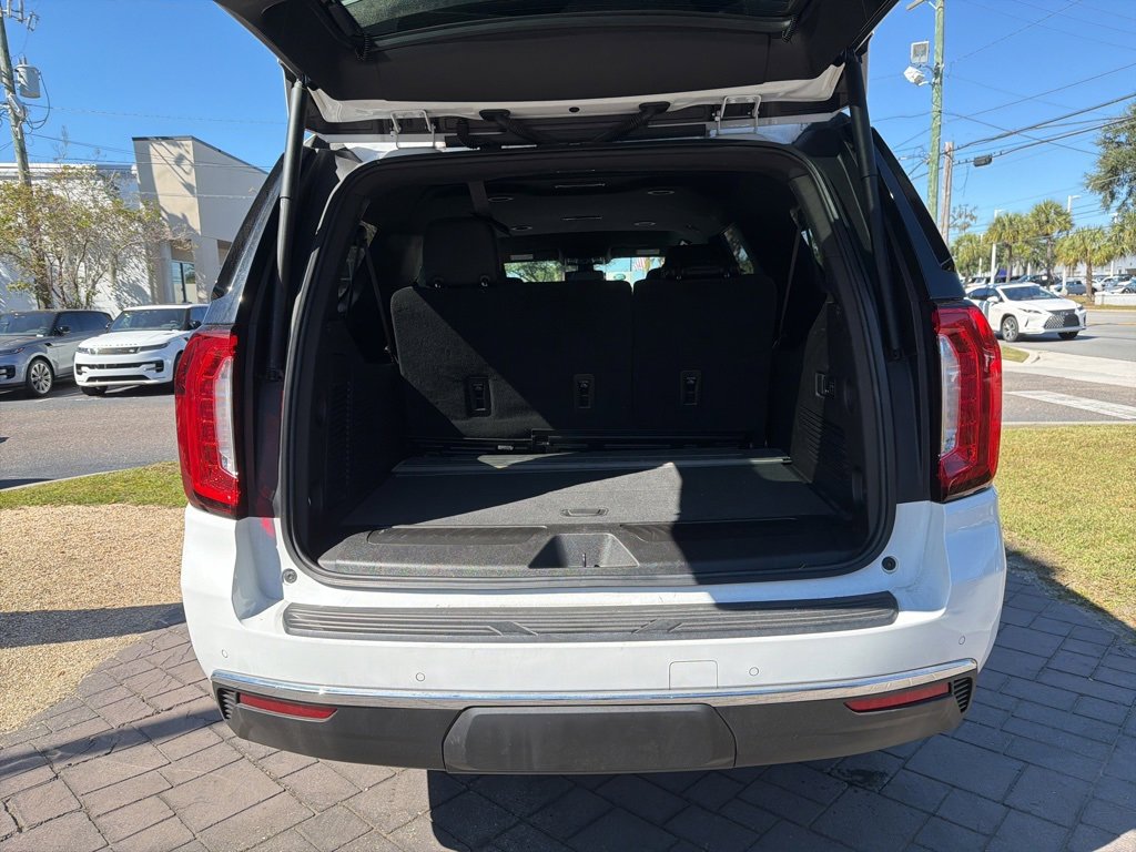 Used 2021 GMC Yukon XL SLT w/ SLT Luxury Package image 26