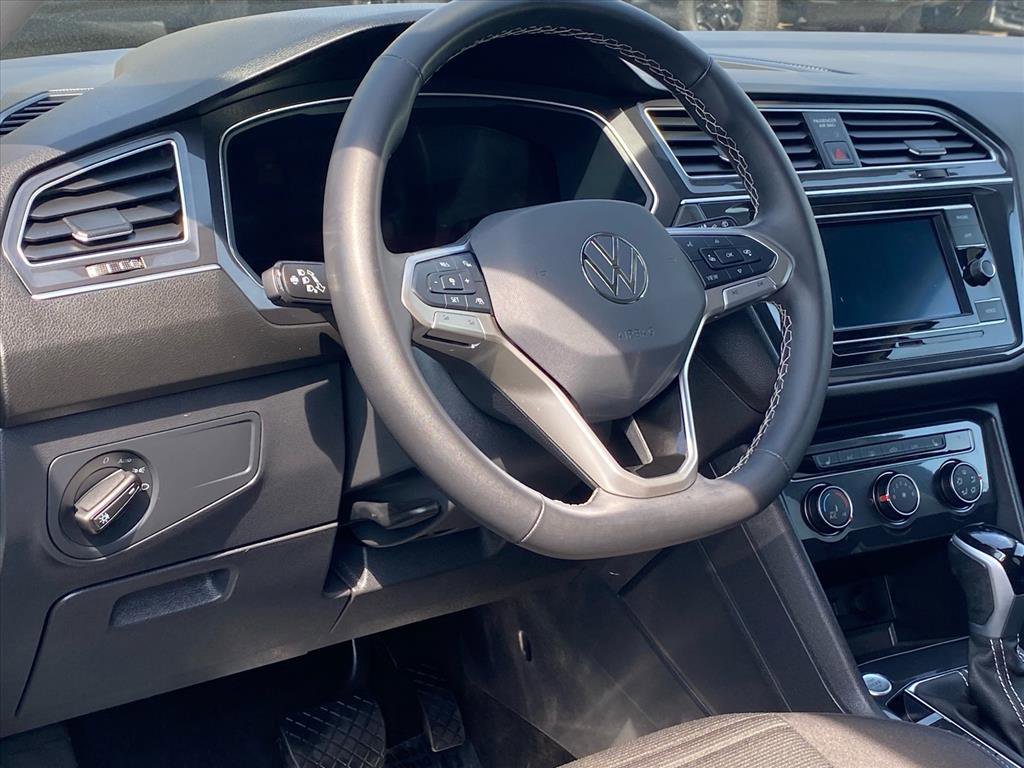 Certified 2024 Volkswagen Tiguan S image 13