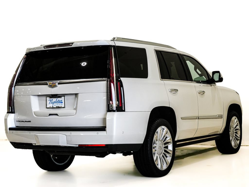Used 2020 Cadillac Escalade Platinum AWD/4WD image 6