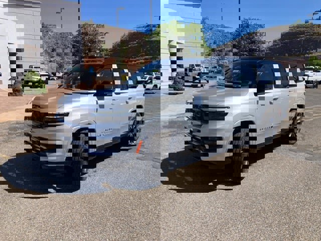 New 2025 Jeep Grand Wagoneer L Series II Obsidian w/ Quick Order Packagew 28T image 2