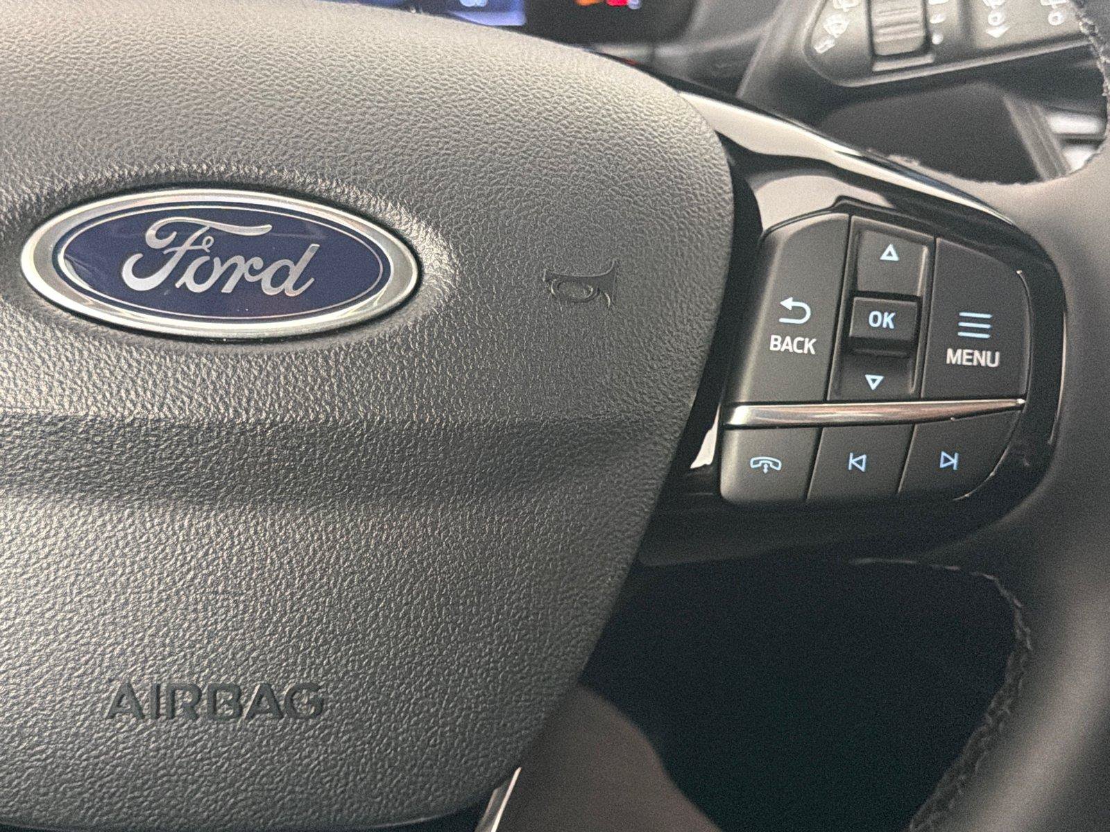 Used 2025 Ford Escape SE FWD image 27