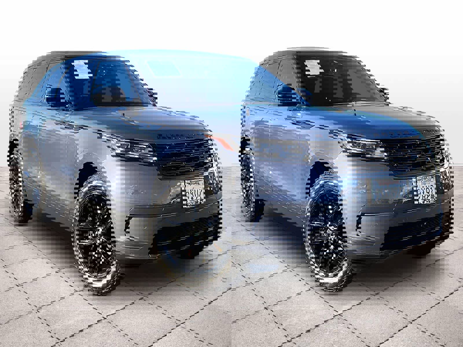 Used 2026 Land Rover Range Rover Velar S image 2