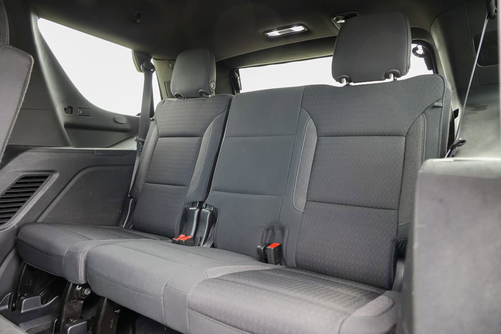 Used 2022 GMC Yukon SLE w/ Gmc Pro Safety Plus Package AWD/4WD image 37